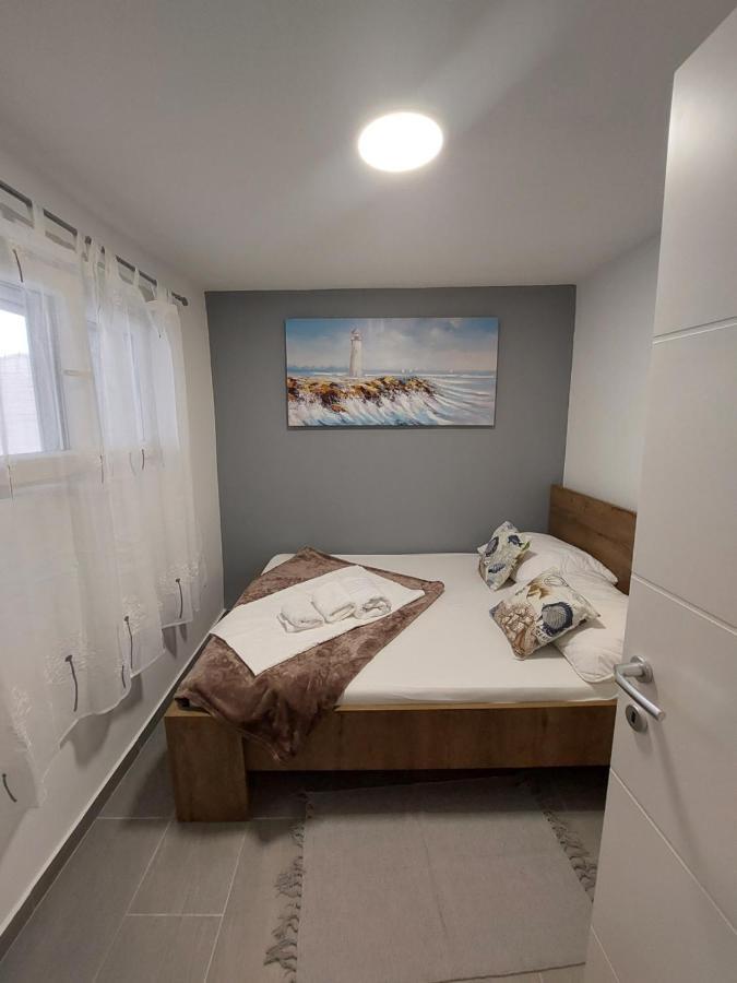 Apartman Karla 亚德里亚 外观 照片